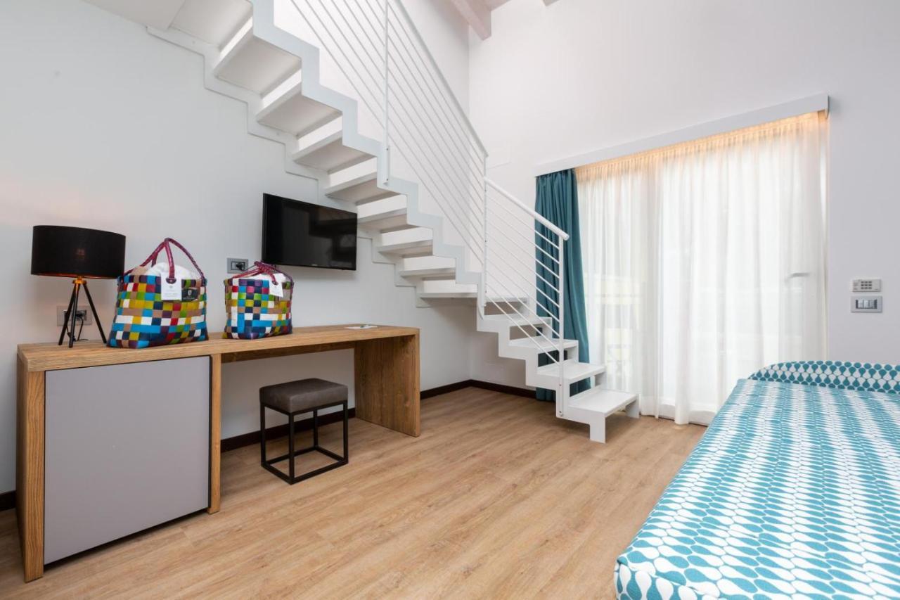 Aktivhotel Santalucia Torbole Sul Garda Exterior foto