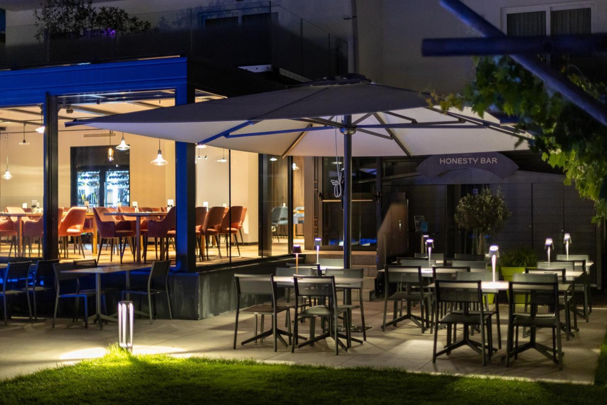 Aktivhotel Santalucia Torbole Sul Garda Exterior foto